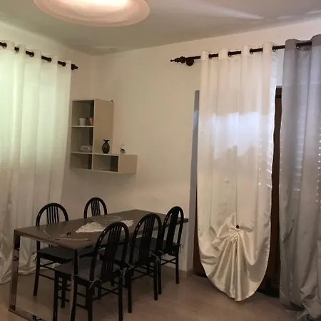 Casa Lumin Nyaraló Domaso